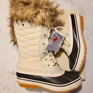 NEW - Esprit  Women's Winter Boots
